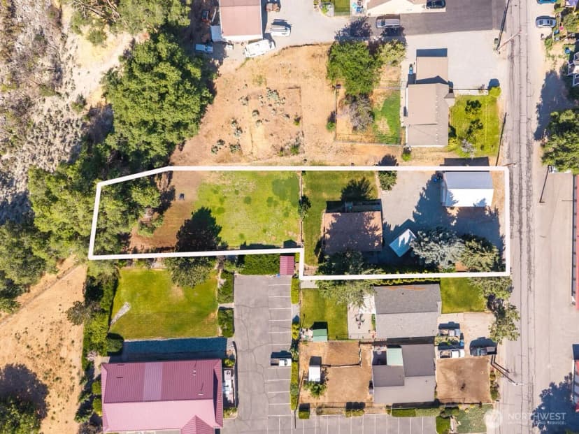 Property photo for 804 E Wapato Avenue, Chelan photo 39