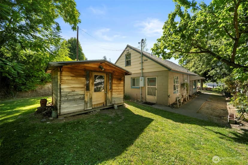 Property photo for 2301 Nw Cascade Avenue, East Wenatchee photo 22