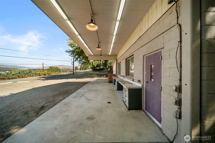 Property photo for 2301 Nw Cascade Avenue, East Wenatchee photo 29