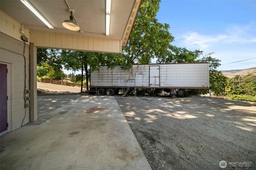 Property photo for 2301 Nw Cascade Avenue, East Wenatchee photo 31
