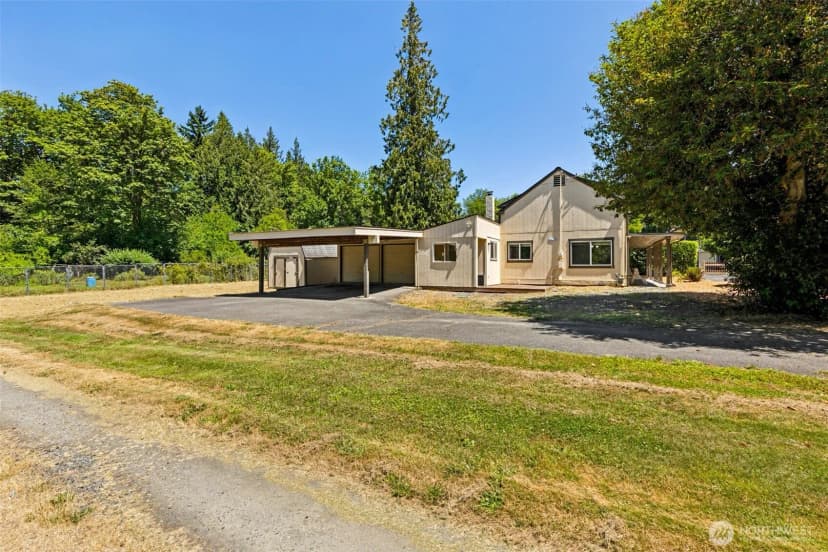 Property photo for 1524 26th Avenue Ne, Olympia photo 18