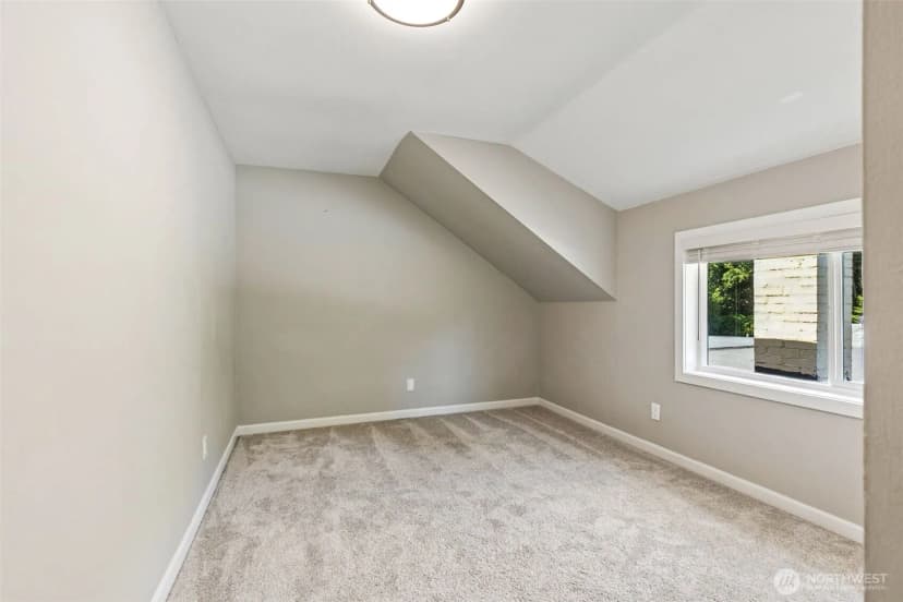 Property photo for 1524 26th Avenue Ne, Olympia photo 37