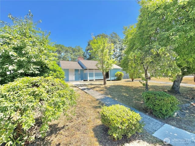 Property photo for 6539 Ardmore Drive Sw, Lakewood photo 2
