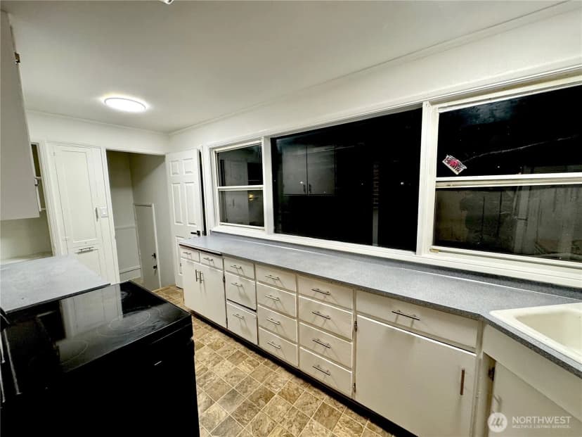 Property photo for 6539 Ardmore Drive Sw, Lakewood photo 14