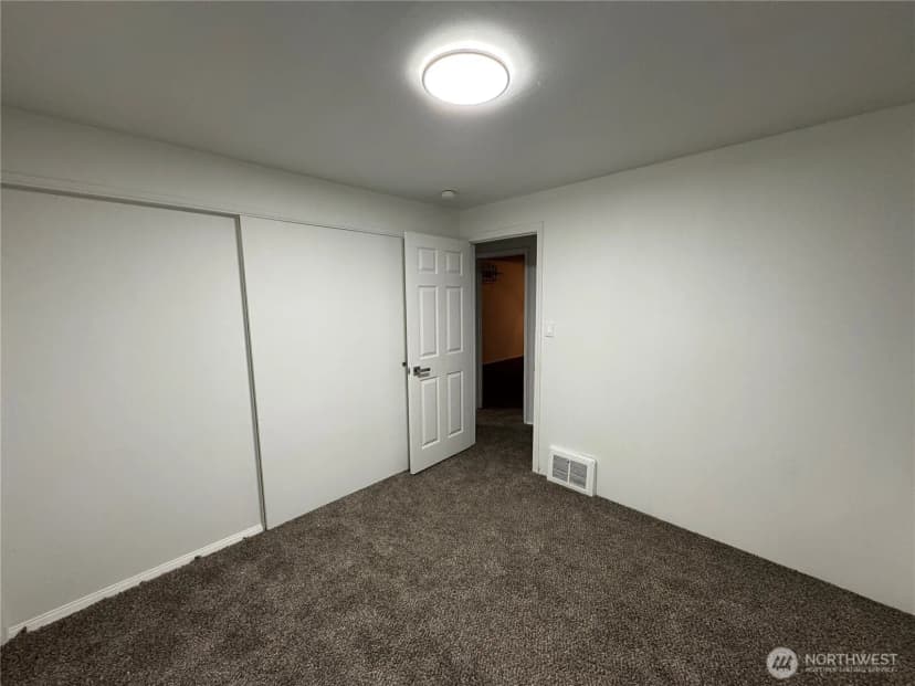 Property photo for 6539 Ardmore Drive Sw, Lakewood photo 21