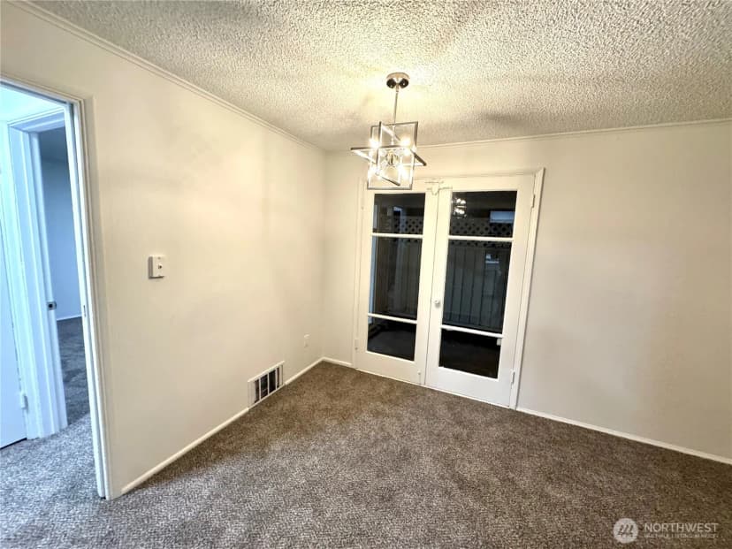 Property photo for 6539 Ardmore Drive Sw, Lakewood photo 9