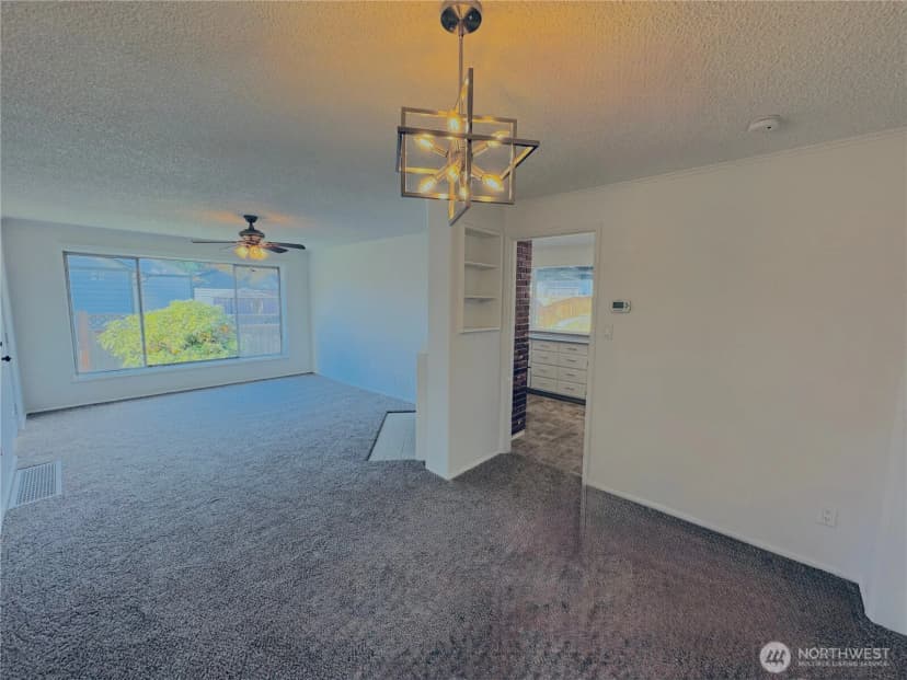 Property photo for 6539 Ardmore Drive Sw, Lakewood photo 7