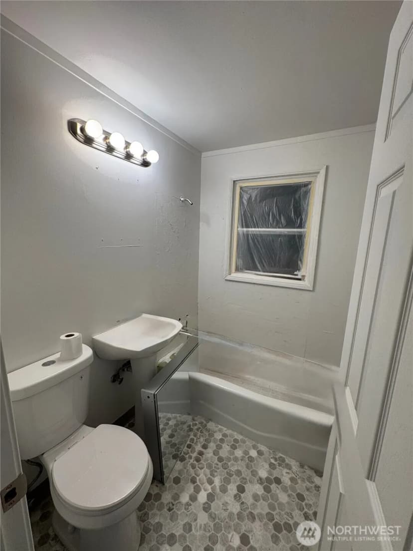 Property photo for 6539 Ardmore Drive Sw, Lakewood photo 15