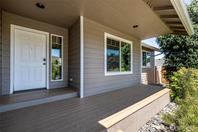 Property photo for 2124 Citation Loop, Wenatchee photo 2