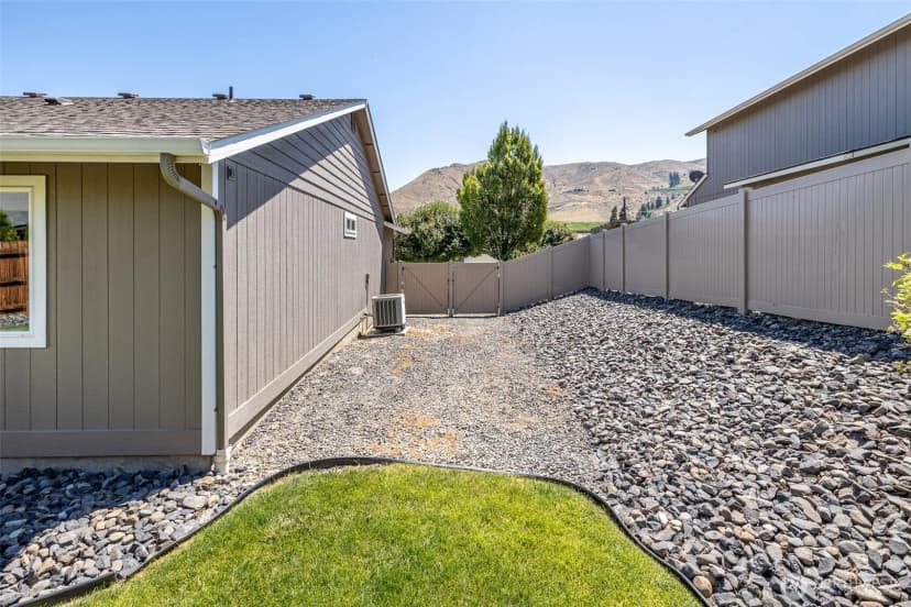 Property photo for 2124 Citation Loop, Wenatchee photo 15