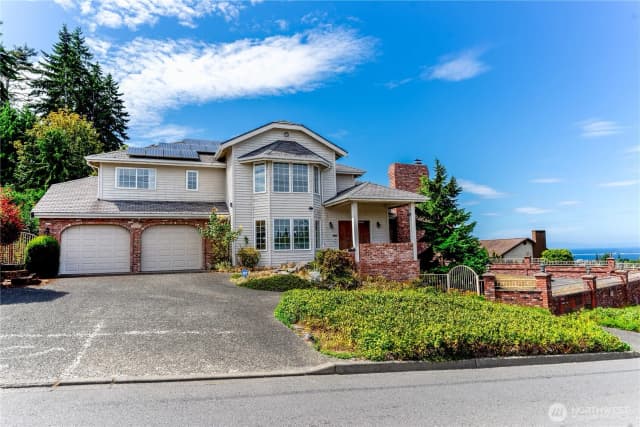 Property photo for 518 S Liberty Street Ct, Port Angeles photo 4