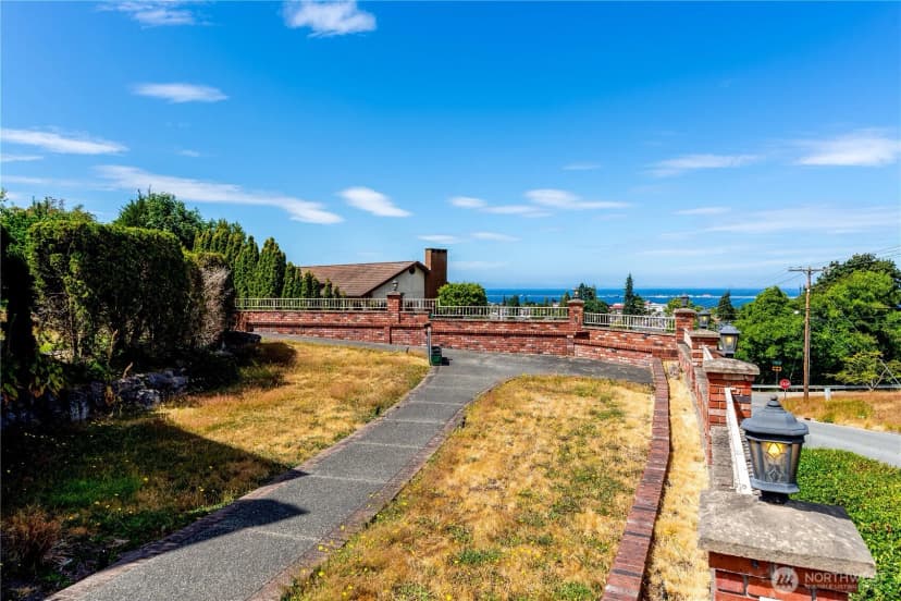 Property photo for 518 S Liberty Street Ct, Port Angeles photo 10