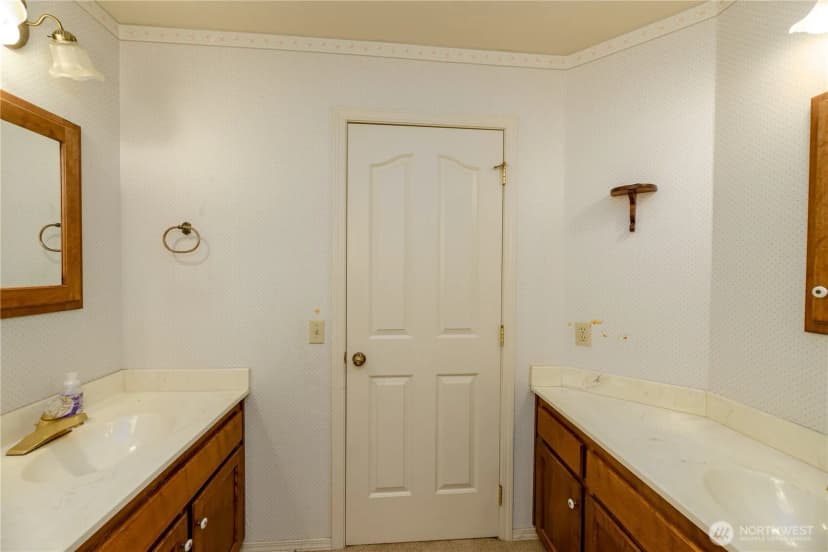 Property photo for 518 S Liberty Street Ct, Port Angeles photo 27