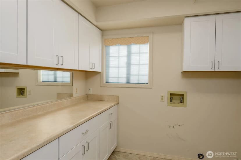Property photo for 518 S Liberty Street Ct, Port Angeles photo 23