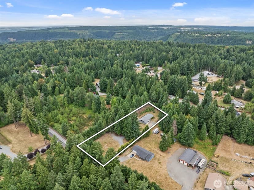Property photo for 19221 Patterson Road E, Orting photo 36