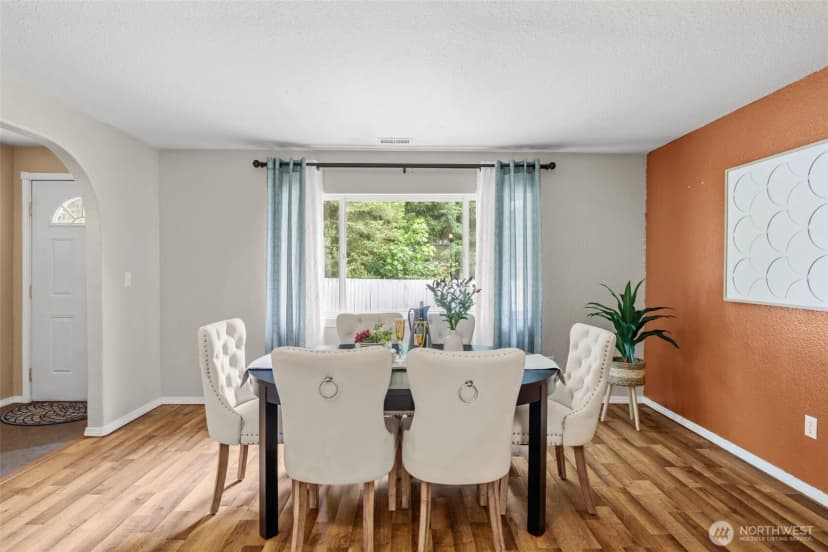 Property photo for 19221 Patterson Road E, Orting photo 17