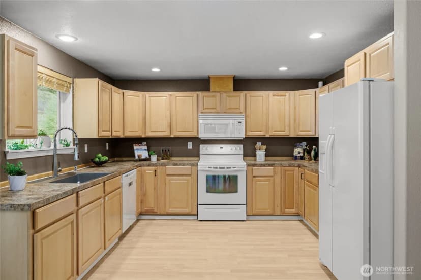 Property photo for 19221 Patterson Road E, Orting photo 14