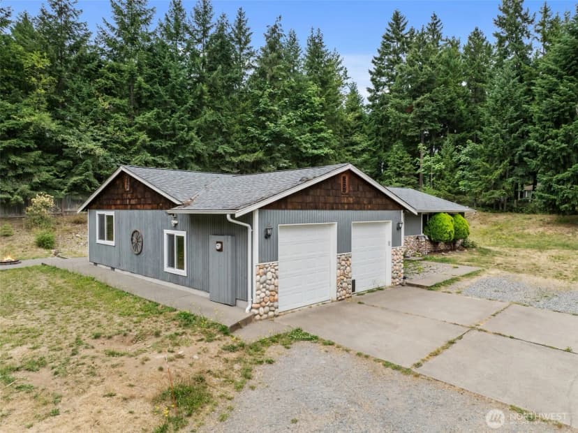 Property photo for 19221 Patterson Road E, Orting