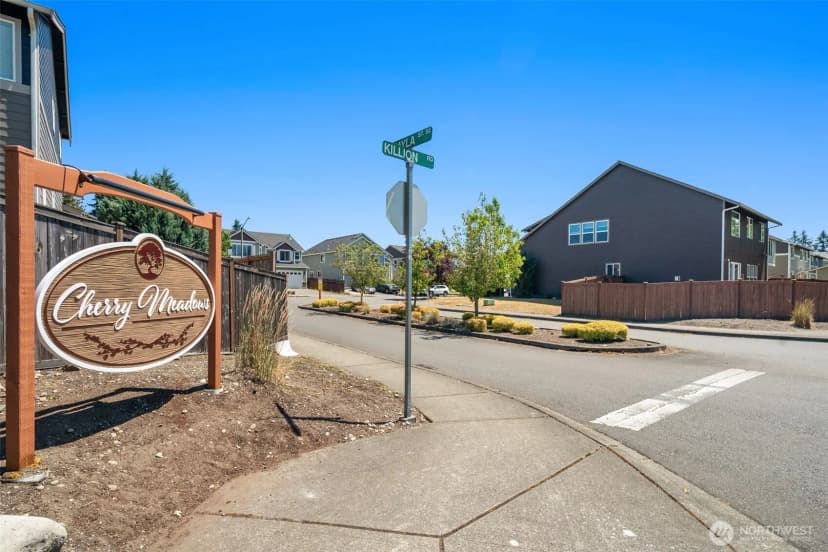 Property photo for 15230 Kayla Street Se, Yelm photo 30