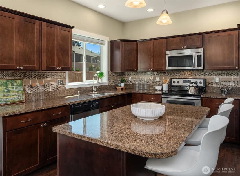 Property photo for 15230 Kayla Street Se, Yelm photo 8