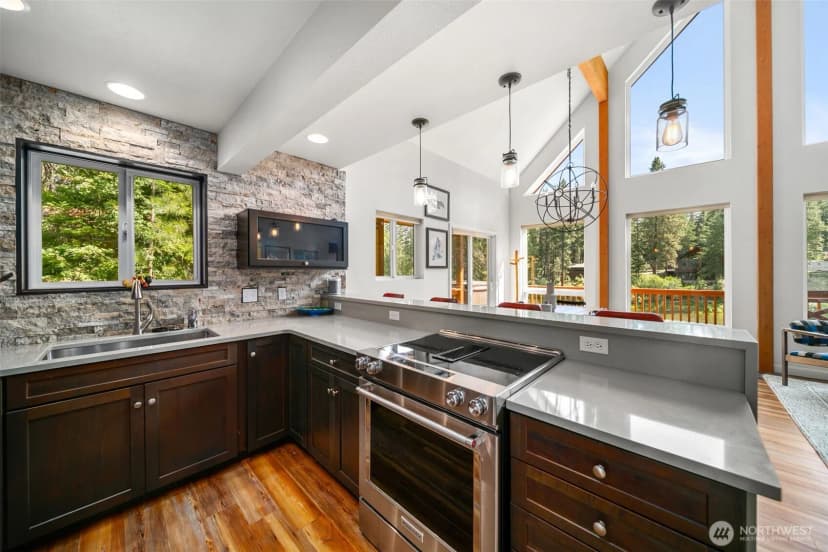 Property photo for 18725 River Road, Leavenworth photo 9