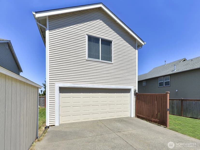 Property photo for 3073 Hoffman Hill Boulevard, Dupont photo 26