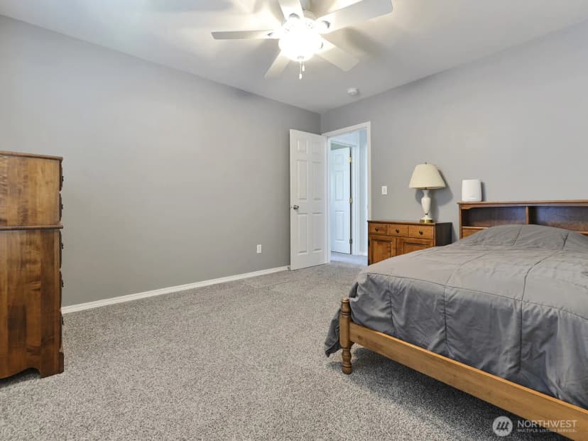 Property photo for 3073 Hoffman Hill Boulevard, Dupont photo 19