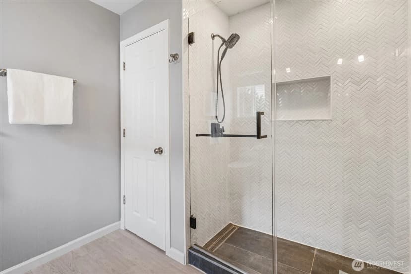 Property photo for 13507 Se 181st Place, Renton photo 22