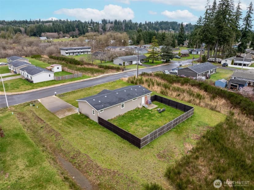 Property photo for 122 W Martin Place, Elma photo 35