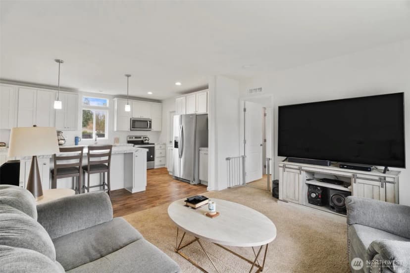 Property photo for 122 W Martin Place, Elma photo 6