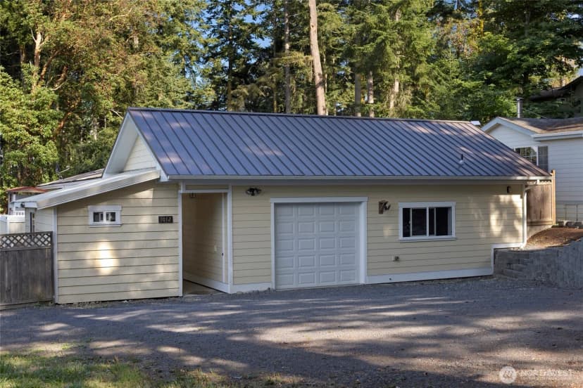 Property photo for 1012 Park Street, Friday Harbor photo 19