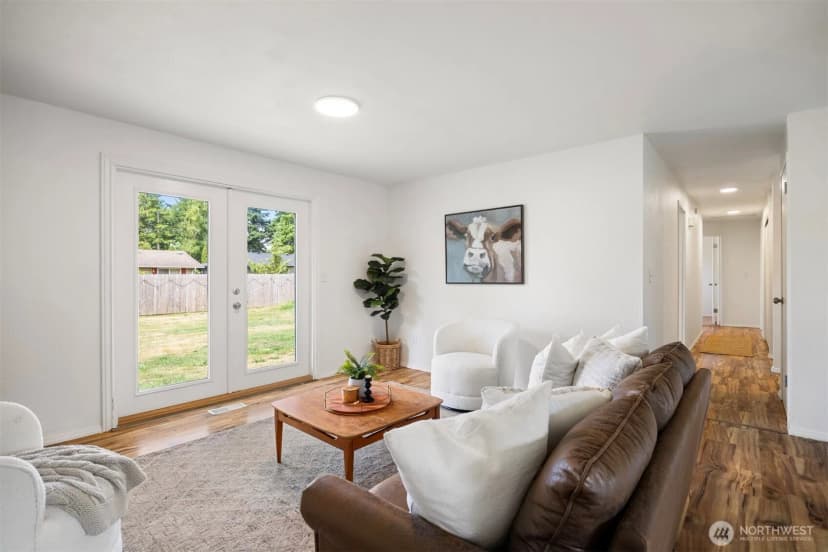 Property photo for 6819 Braker Way, Lynden photo 7