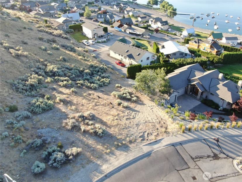 Property photo for 210 Crystal View Drive, Chelan photo 14