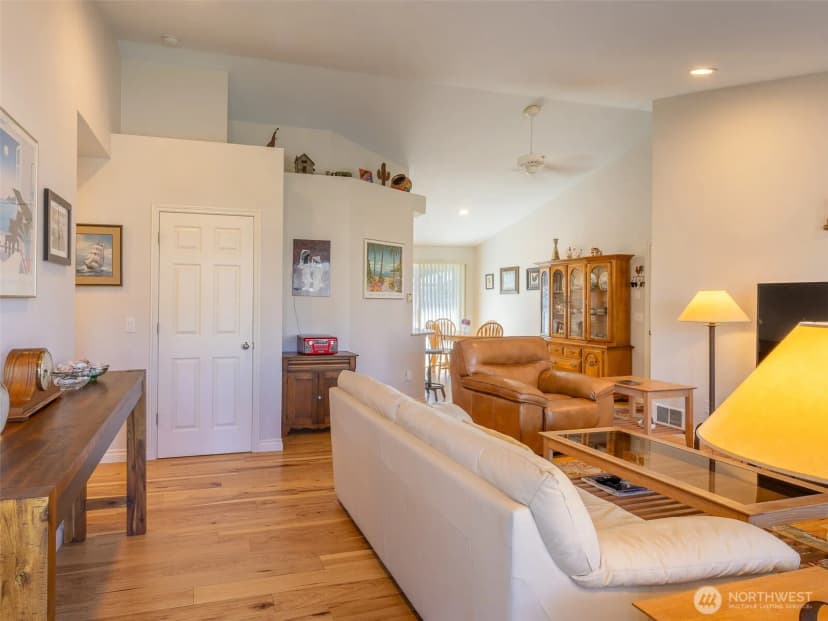 Property photo for 501 Summer Breeze Lane, Sequim photo 4