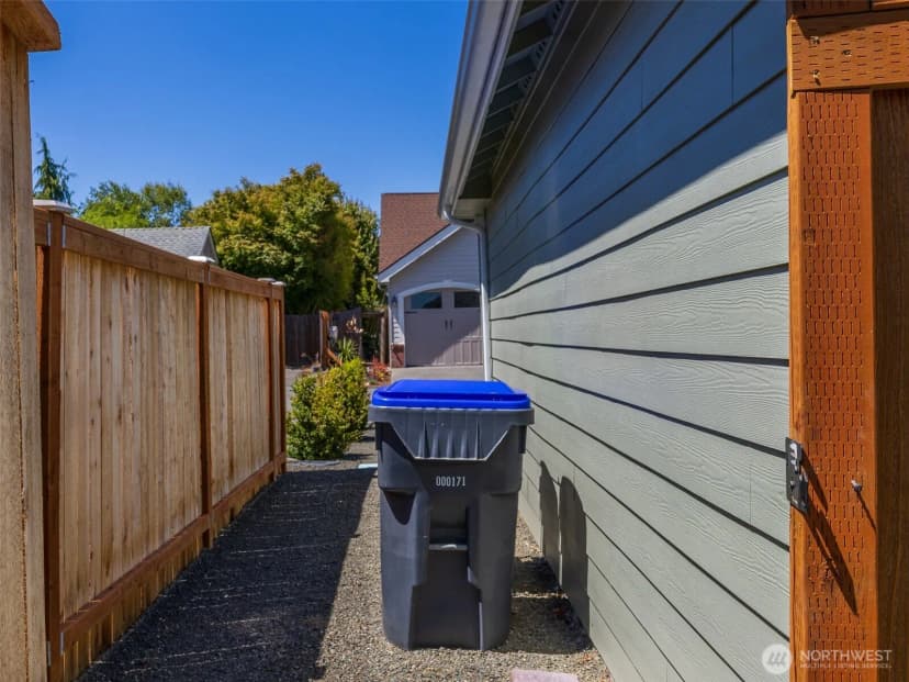 Property photo for 501 Summer Breeze Lane, Sequim photo 27