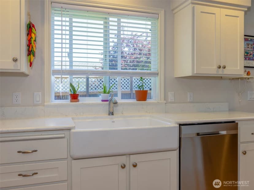 Property photo for 501 Summer Breeze Lane, Sequim photo 12
