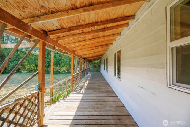 Property photo for 15932 427th Avenue Se, Gold Bar photo 5