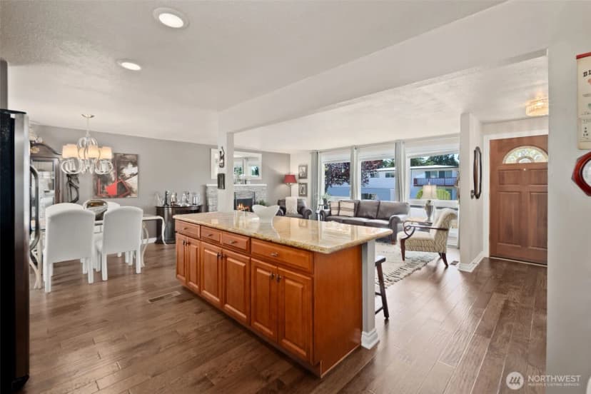 Property photo for 20912 125th Avenue Se, Kent photo 13