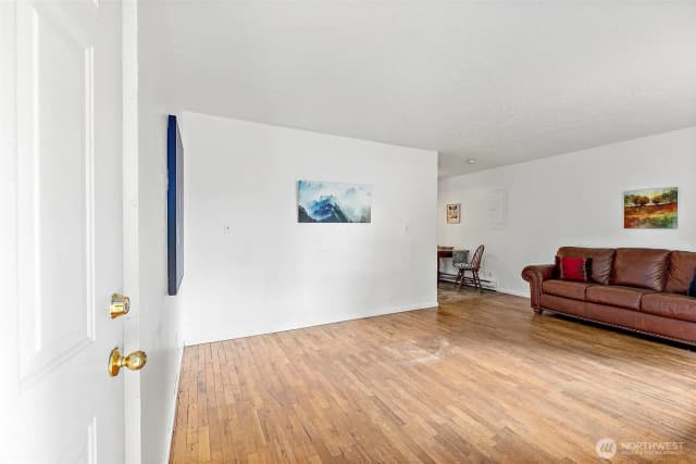 Property photo for 8813 Old Highway 99 Se, Tumwater photo 3