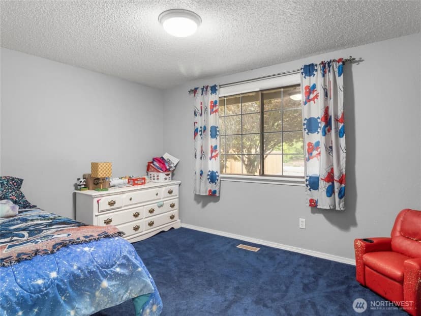 Property photo for 6908 254th Street E, Graham photo 17