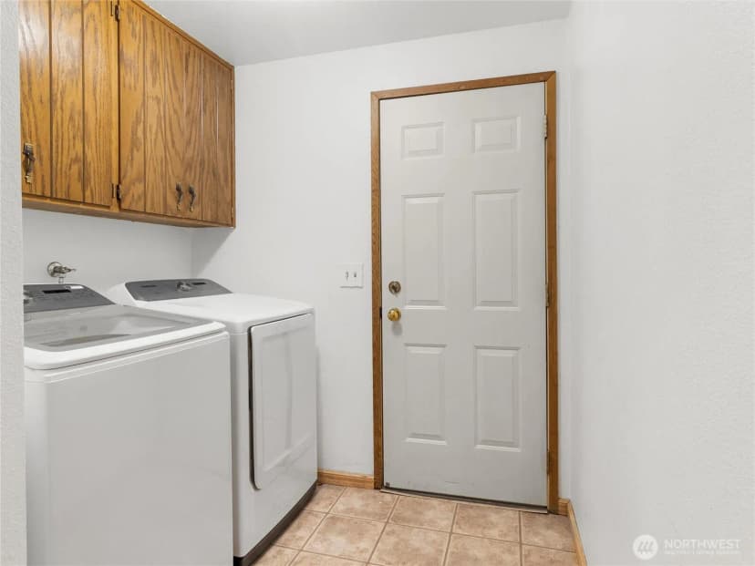 Property photo for 6908 254th Street E, Graham photo 26