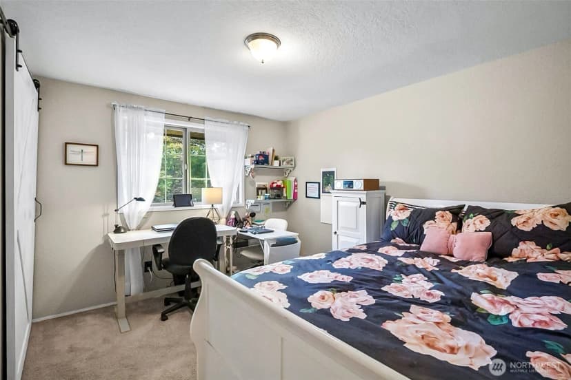 Property photo for 12918 53rd Drive Se, Everett photo 23