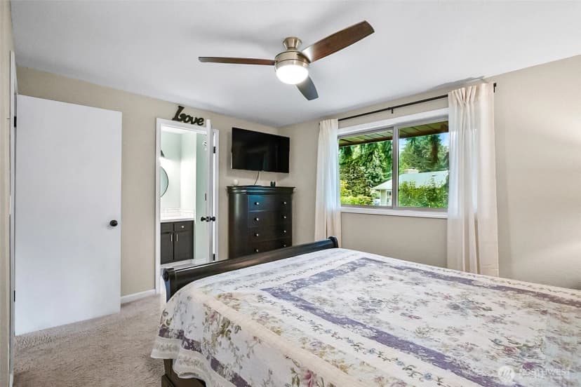 Property photo for 12918 53rd Drive Se, Everett photo 18
