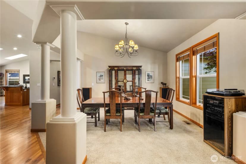 Property photo for 526 148th Street Ne, Arlington photo 10