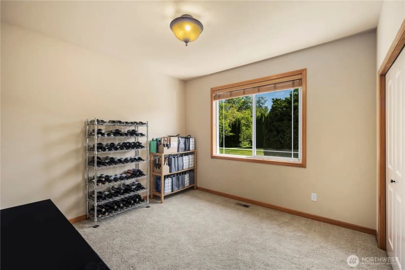 Property photo for 526 148th Street Ne, Arlington photo 24