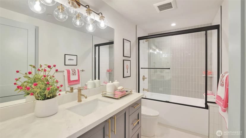 Property photo for 5202 Forest Avenue Se, Mercer Island photo 30