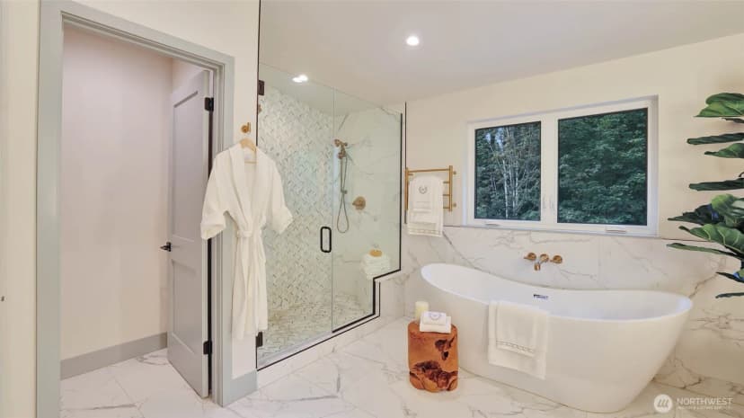 Property photo for 5202 Forest Avenue Se, Mercer Island photo 17