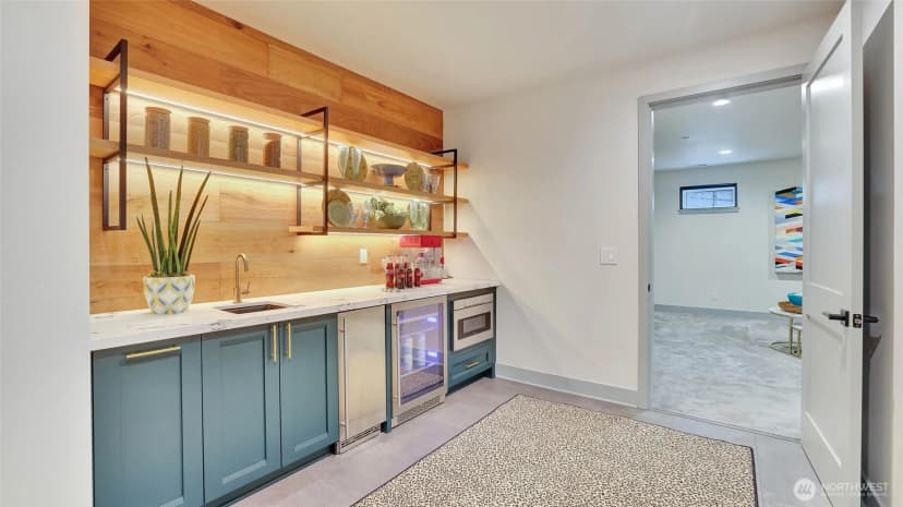 Property photo for 5202 Forest Avenue Se, Mercer Island photo 24