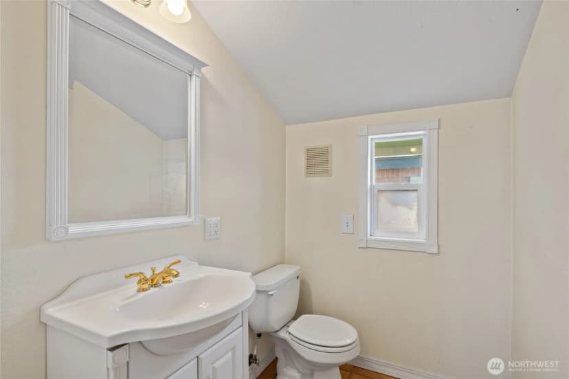 Property photo for 105 E Second Street, Cle Elum photo 19