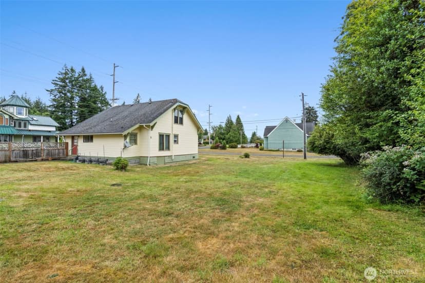 Property photo for 802 May Street, Raymond photo 27